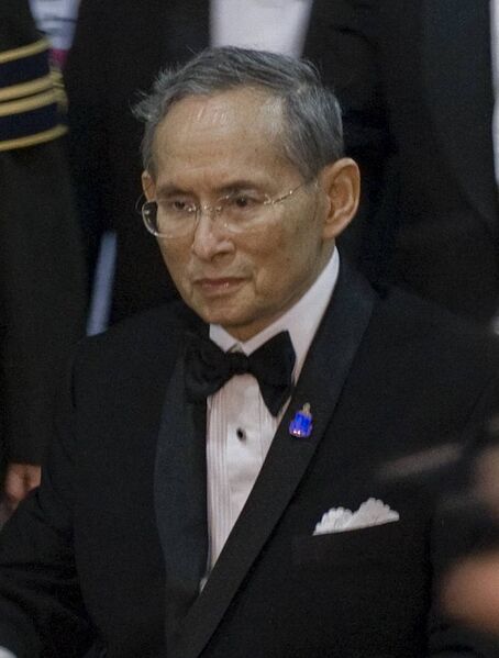 File:Bhumibol Adulyadej 2010-9-29 2 cropped.jpg