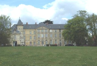 File:Chateau jambville.jpg
