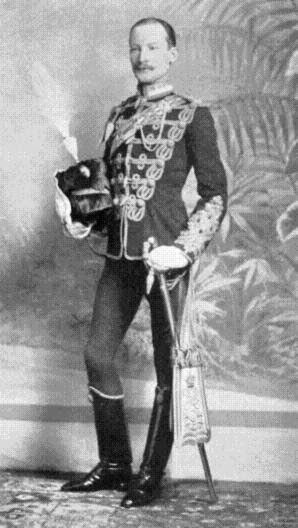 File:Robert Baden-Powell in military uniform photo portrait.jpg