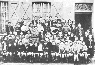 File:1940 EIF maison enfants.jpg
