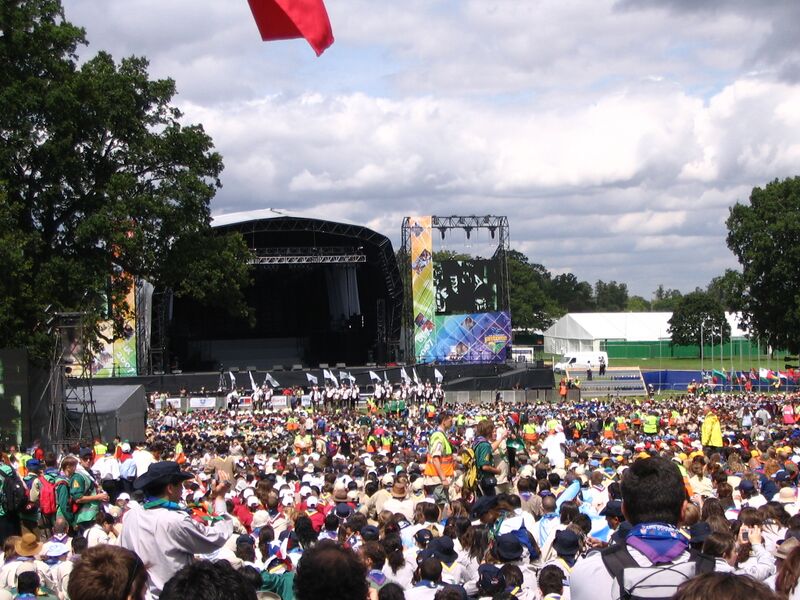 File:2007 WSJ crowd before opening ceremony.JPG
