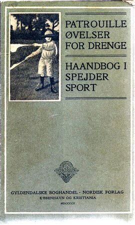 Den første oversættelse af (dele af) Scouting for Boys 1910