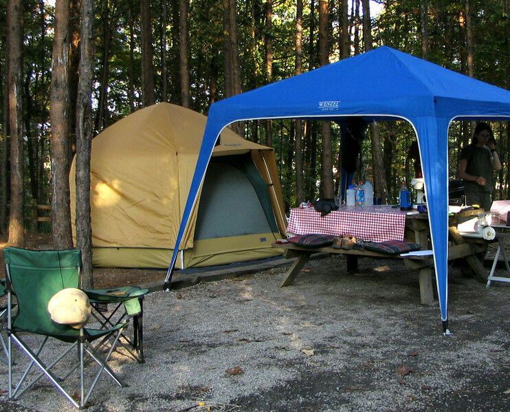 File:Large Car Camping Tent.jpg