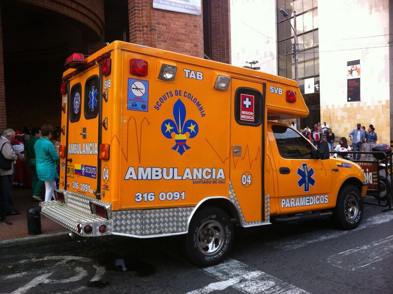 File:Ambulancia ESEC.jpg